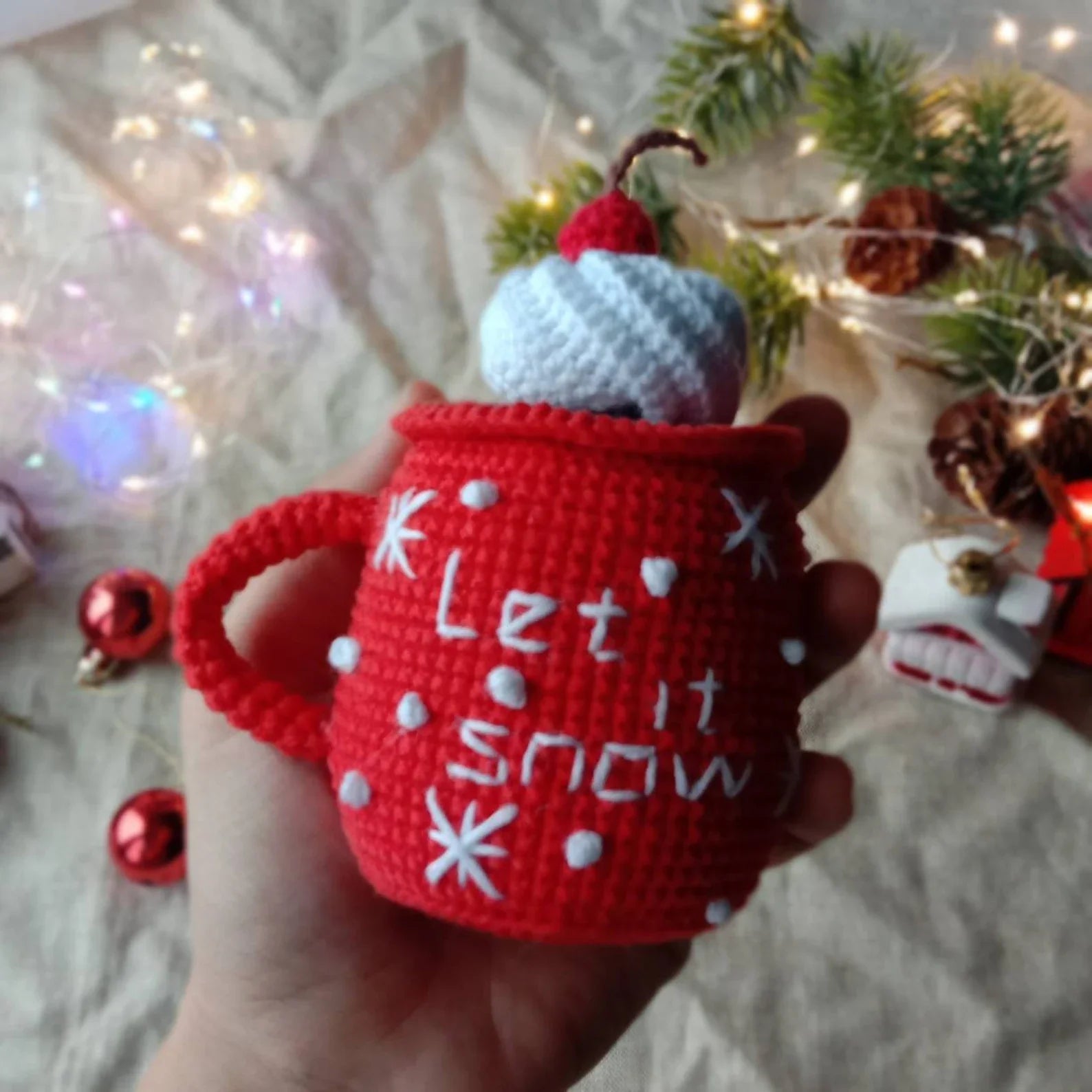 Christmas Mugs 5 in 1